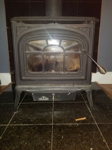 Cast iron woodburning stove - cast,
